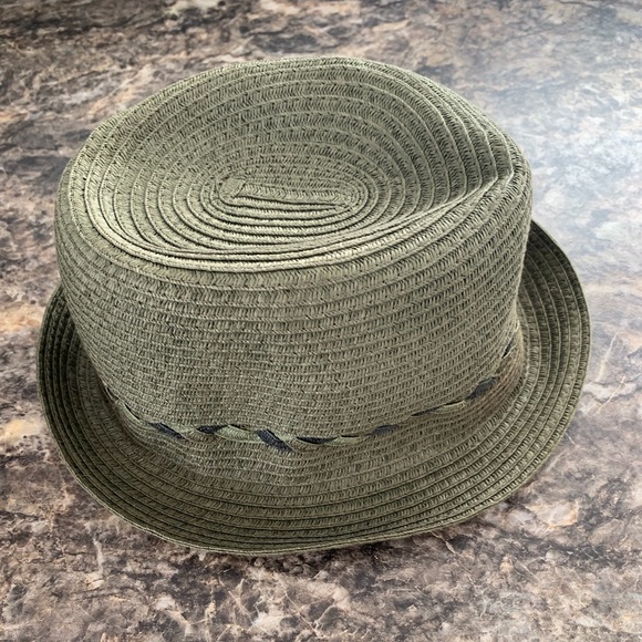 Ladies Banana Republic Hat - Picture 3 of 13